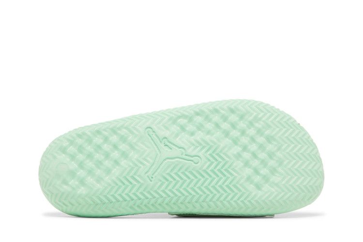 Jordan Play Slide Tourmaline Pistachio Frost White